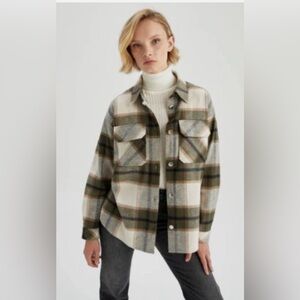 Zara Green and Gray Plaid Utility shacket